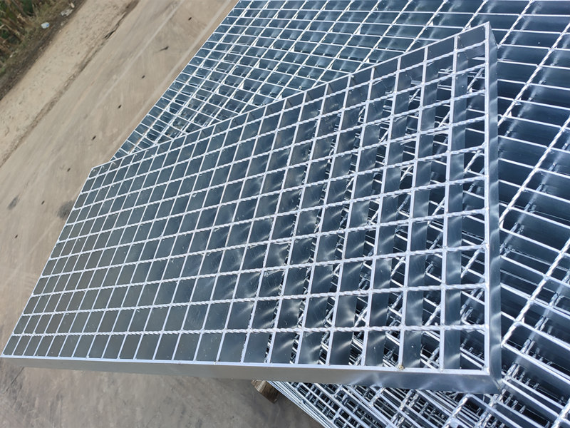 1650962940252049087.jpg f4a50ba7c87020fcf2f834ac0e95564.jpg