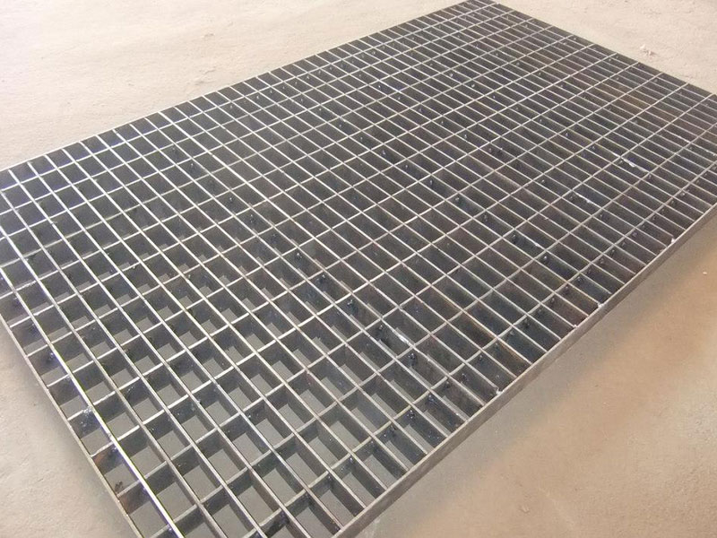 防滑鋼格柵在游樂場設施的防滑設計